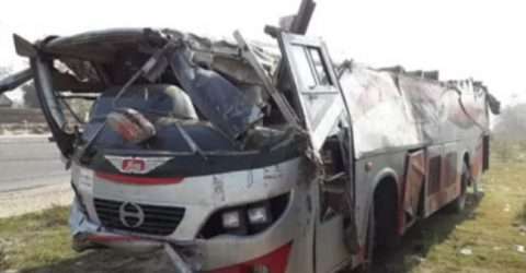 কুমিল্লায় বাস দূর্ঘটনায় তিন যাত্রী নিহত