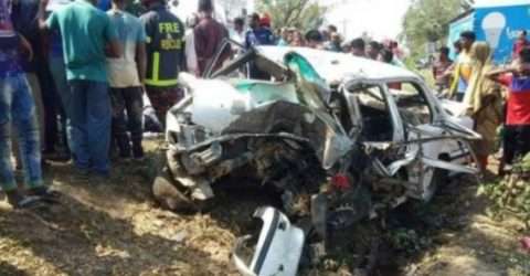 বিয়ের অনুষ্ঠানে যাওয়া হলো না, সড়কে দুর্ঘটনায় নিহত ৬