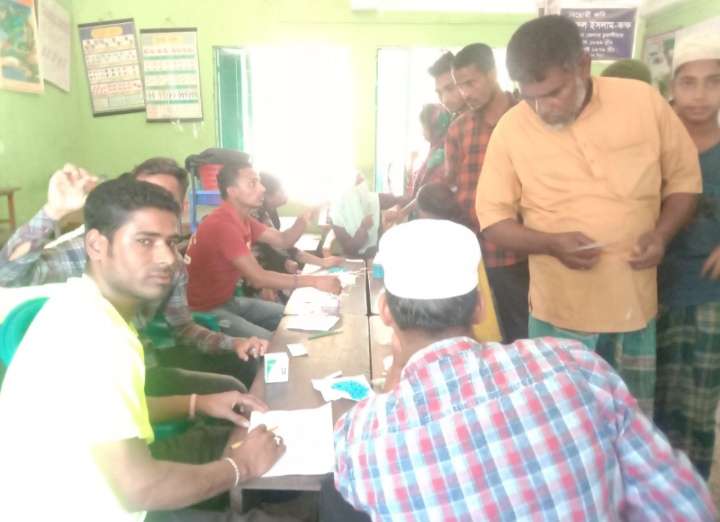 কোম্পানীগঞ্জে বিসর্জন পরিবার কর্তৃক ৪ শতাধিক ব্যাক্তিকে ফ্রি রক্তের গ্রুপ নির্ণয় প্রদান