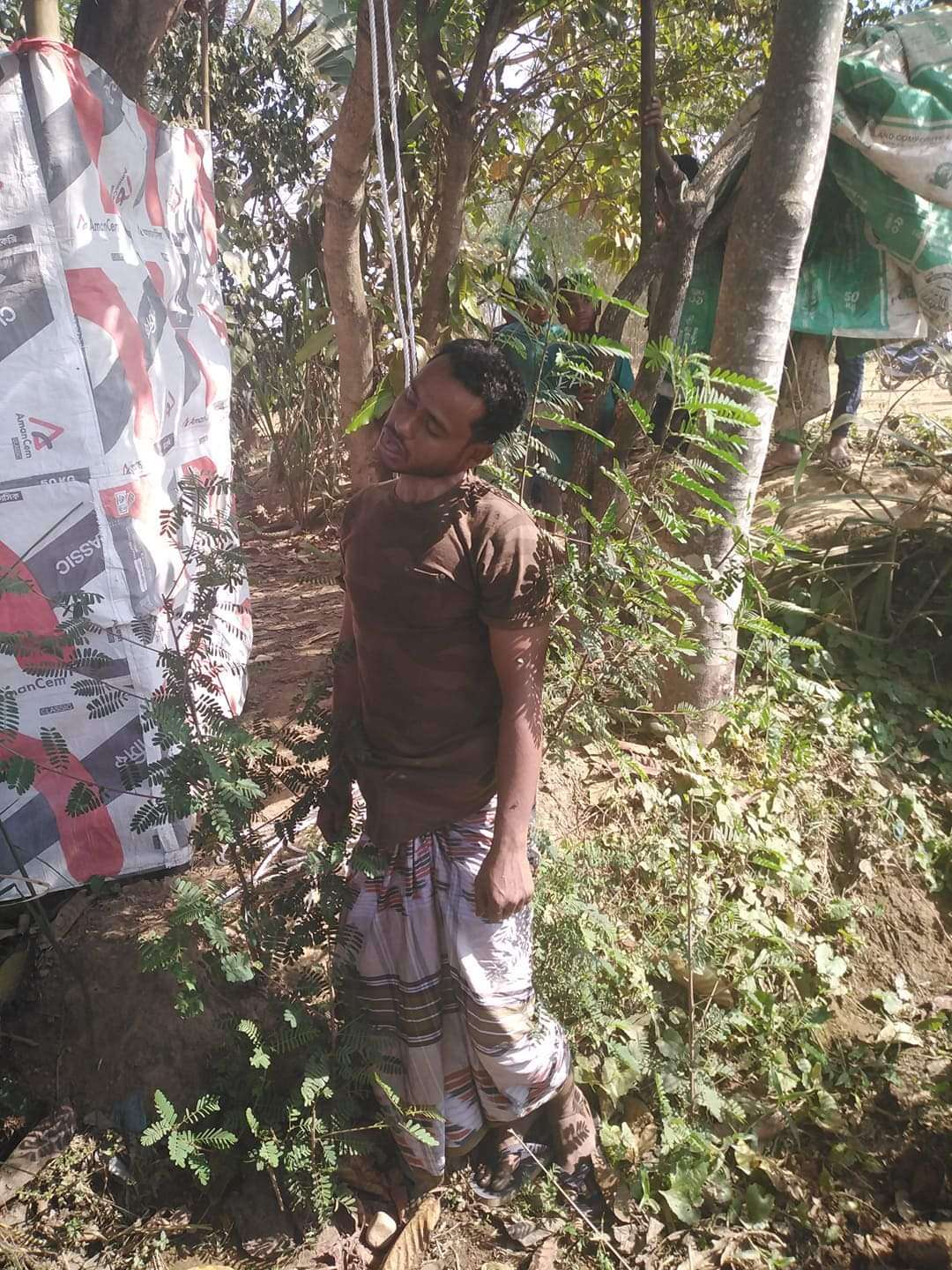 বিয়ের ৩ দিন পর বরের গলায় ফাস,হত্যা নাকি আত্মহত্যা?