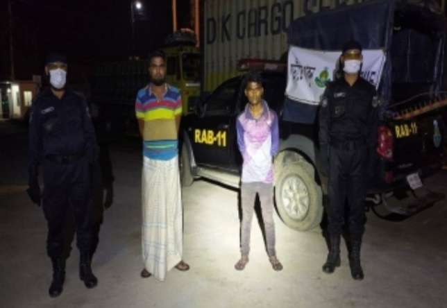 লবণের বস্তায় ৫৯ হাজার ইয়াবা, গ্রেপ্তার ২