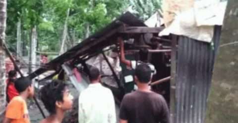 ঘূর্ণিঝড় আম্পান কেড়ে নিল ১০ টি প্রাণ