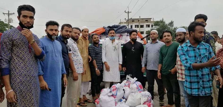 কোম্পানীগঞ্জে  প্রতিষ্টাকালীন উপজেলা  ছাত্রলীগ সম্পাদক  নুর উদ্দিনের ঈদ উপহার সামগ্রী বিতরণ