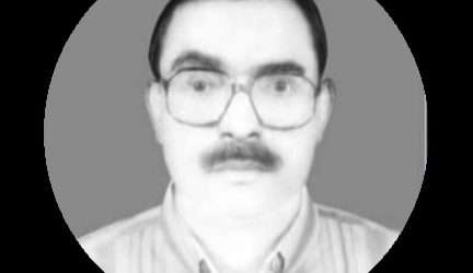 স্মৃতির মিনারে ফারুক চেয়ারম্যান