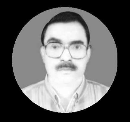 স্মৃতির মিনারে ফারুক চেয়ারম্যান