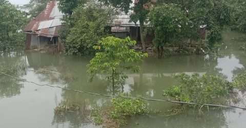 তৃতীয়দফা বন্যা মোকোবেলায় “টিম কোম্পানীগঞ্জ” প্রস্তুত,প্রয়োজনে কল দিন ০১৮৪১৪৬১২২৮