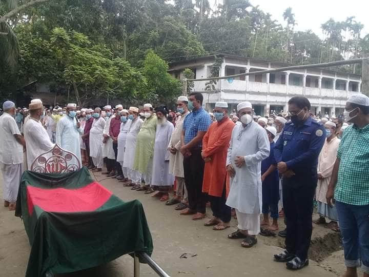 মুক্তিযোদ্ধা আলাউদ্দিন বাহাদুরের শূন্যতা অপূরণীয় প্রাণিসম্পদ মন্ত্রী শ.ম. রেজাউল করিম