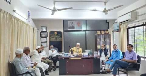 পাথর উত্তোলনে প্রশাসনিক জটিলতা নিরসনে সিলেটে উপজেলা চেয়ারম্যানদের ঐক্যমত পোষণ