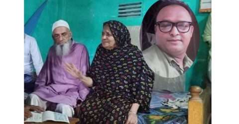 গোয়াইনঘাটে বৃদ্ধ পিতামাতাকে ঘরে ঠাঁই দেয়নি সরকারী চাকুরে সন্তান