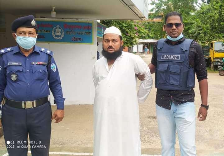 একজন মানবিক বলাৎকারকারী!!