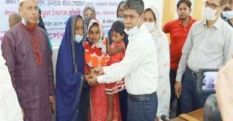 সাংবাদিকের সহযোগীতায় ২০ বছর পরে আসমা এখন মা বাবার বুকে