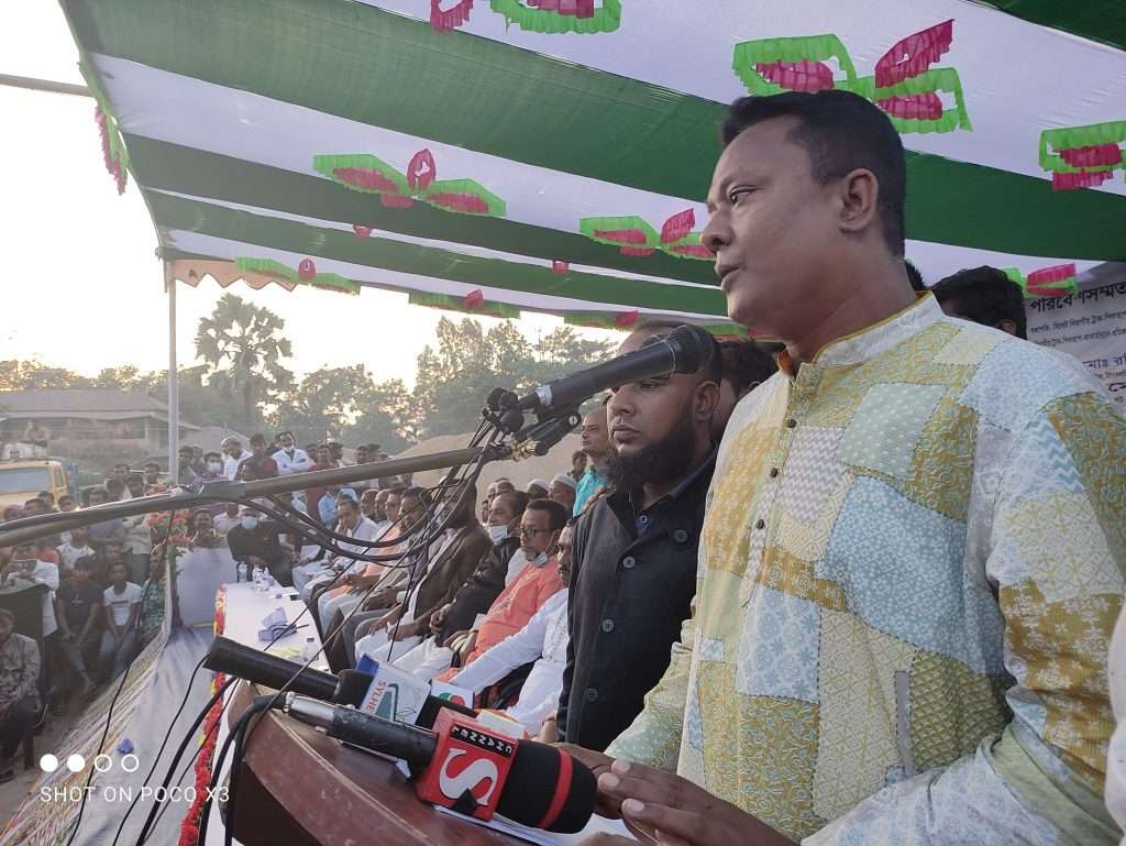 জাফলংয়ের সমাবেশে প্রধানমন্ত্রী সমীপে ১০ হাজার শ্রমিক-ব্যাবসায়ীর দাবী, পাথর কোয়ারী খুলে দিন