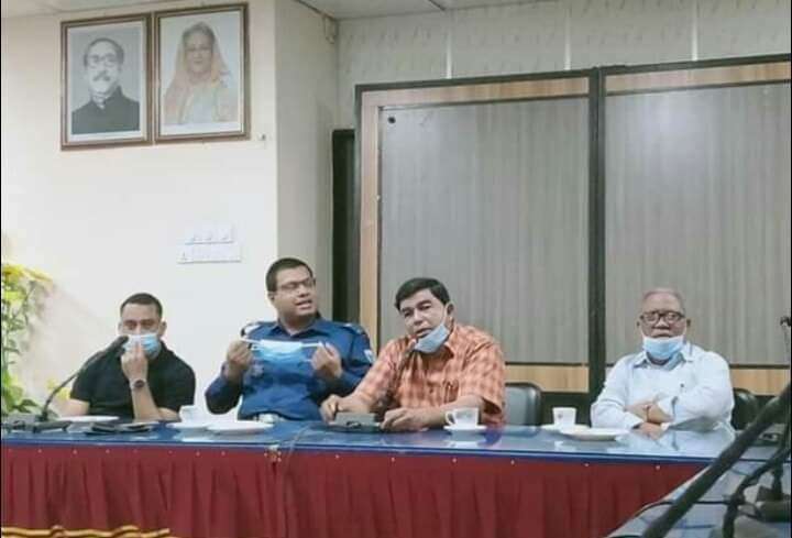 কুলাউড়ায় সিএনজি এবং ব্যাটারি চালিত অটোরিক্সা কে কিছু নিয়মকানুন বেঁধে দিল উপজেলা প্রশাসন