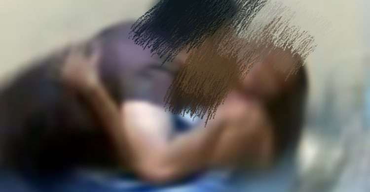 কোম্পানীগঞ্জে চাচির সাথে পরকিয়া,চাচি-ভাতিজা আটক