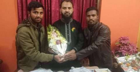 সিলেট জেলা ছাত্রদলের সভাপতি মোহাম্মদ আলতাফ হোসেন সুমনকে ফুলেল শুভেচ্ছা