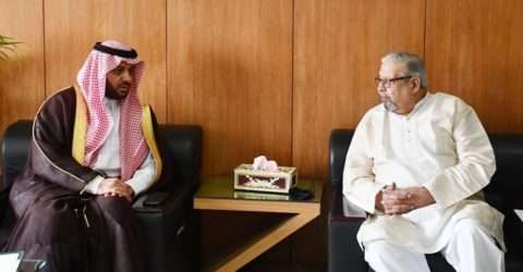 প্রবাসী কল্যাণ মন্ত্রীর সাথে সৌদি রাষ্ট্রদূতের বৈঠক