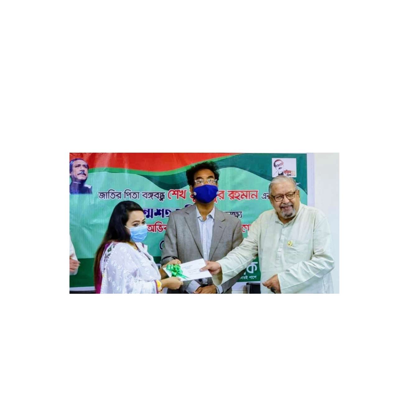 ১৩৮ প্রবাসী পরিবারকে ৪ কোটি টাকার চেক বিতরণ করলেন প্রবাসী কল্যাণ মন্ত্রী ইমরান আহমদ