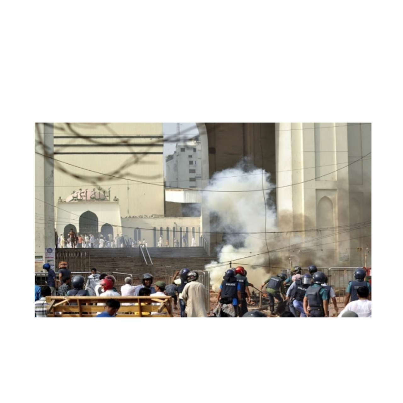 বায়তুল মোকাররম মসজিদে হামলা: ৫ শত জনের বিরুদ্ধে মামলা