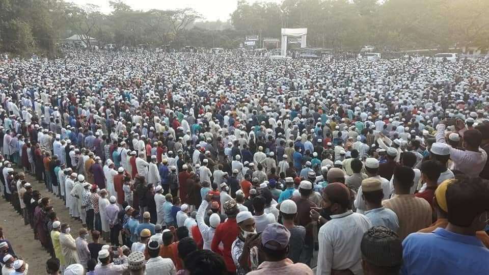 চির নিদ্রায় শায়িত মাহমুদ উস সামাদ চৌধুরী