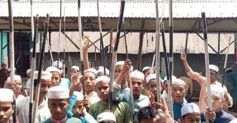 কোম্পানীগঞ্জে হেফাজতের হরতালে বঙ্গবন্ধু মহাসড়কে ঘন্টাব্যাপী স্থবিরতা
