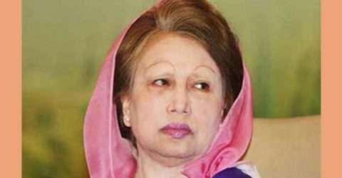 করোনা আক্রান্ত খালেদা জিয়া এখন ইবাদত করে দিন কাটাচ্ছে