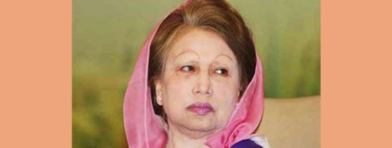 করোনা আক্রান্ত খালেদা জিয়া এখন ইবাদত করে দিন কাটাচ্ছে