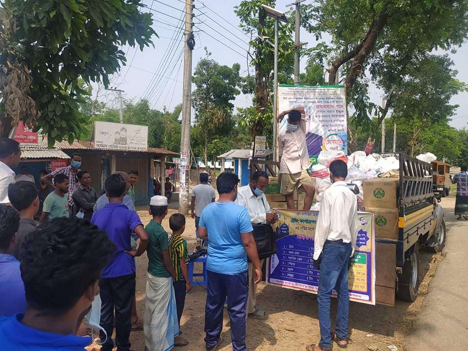 পবিত্র রমজান উপলক্ষে জৈন্তাপুরে টিসিবির পণ্য বিক্রি শুরু