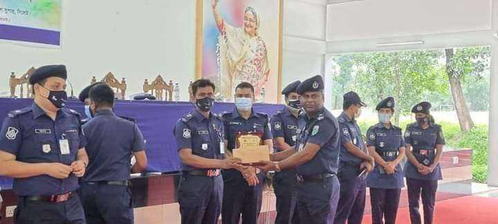 অষ্টম বারের মতো শ্রেষ্ঠত্ব ধরে রাখলেন ওসি আহাদ