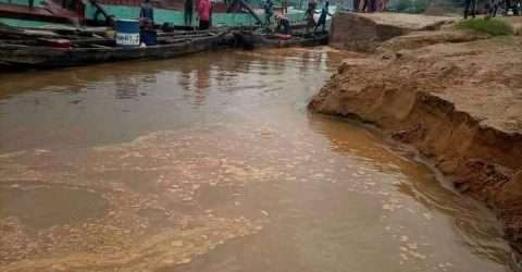 কোম্পানীগঞ্জে অপরিকল্পিত বালু উত্তোলন, হুমকির মুখে খেলার মাঠ