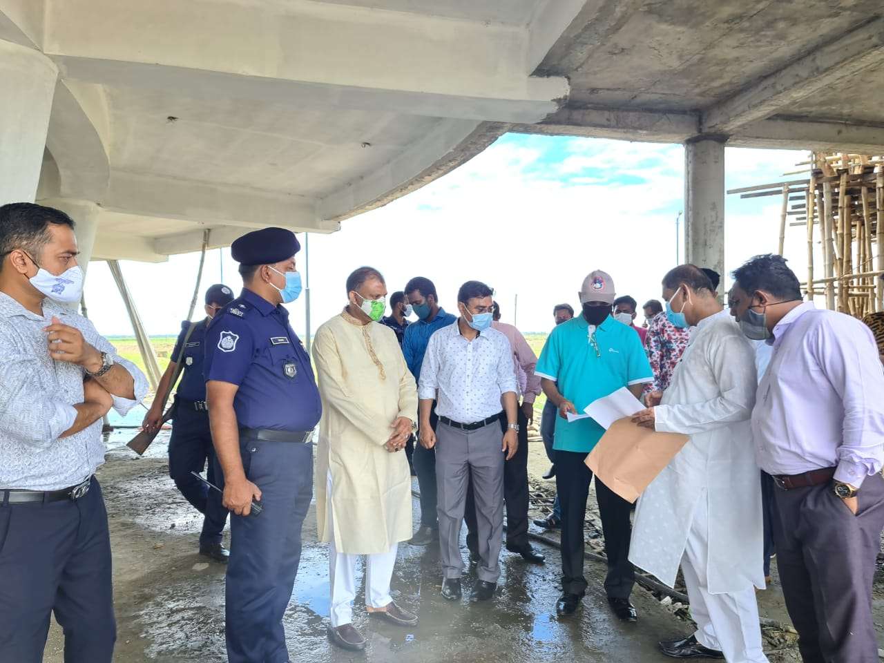 বঙ্গবন্ধু শেখ মুজিব হাইটেক পার্ক পরিদর্শনে বিকর্ণ কুমার ঘোষ