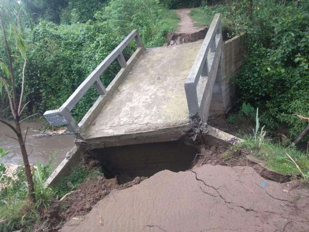 গোয়াইনঘাটে মুক্তিযোদ্ধা তফাজ্জল হোসেন’র বাড়ীর পাশের ব্রিজ এখন মরণ ফাঁদ