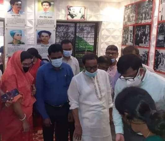 রাজনগরে বঙ্গবন্ধু কর্ণার ও মুক্তিযুদ্ধ পাঠাগারের উদ্বোধন