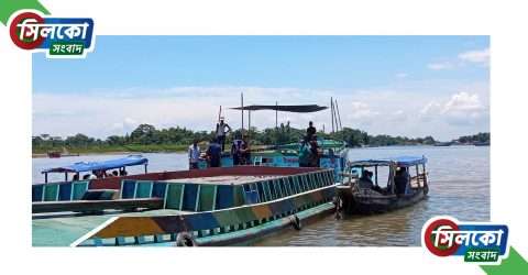 ধলাই নদীতে অভিযান, ৩ লাখ টাকা জরিমানা