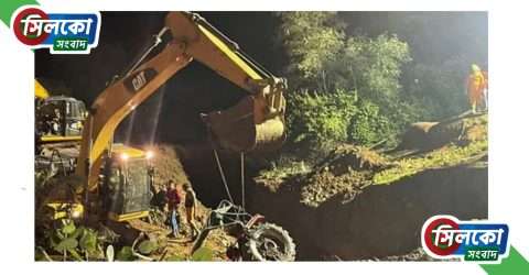 ভারতে ১ শিশু বাচাতে ১১ উদ্ধারকর্মী নিহত