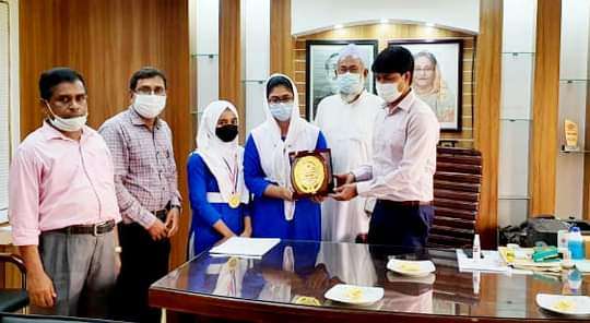 তথ্য অধিকার সংক্রান্ত বিতর্কে বিভাগের শীর্ষে ছাতক চন্দ্রনাথ বালিকা উচ্চ বিদ্যালয়