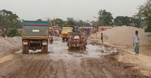 একযুগ পর পাকা রাস্তা পাচ্ছে ধলাই পূর্বপাড়বাসী