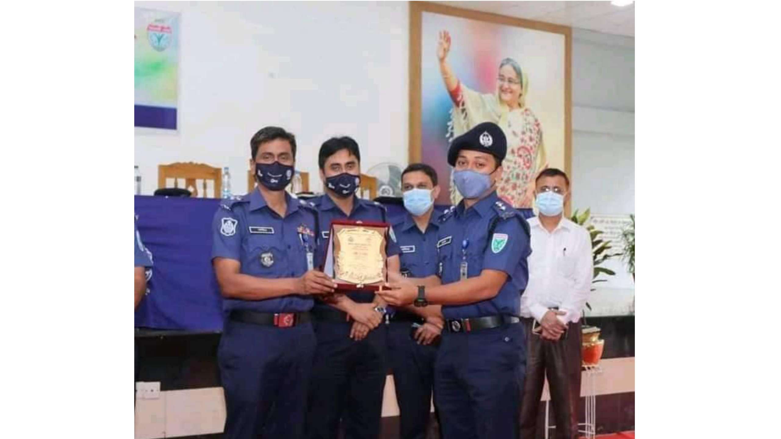 জেলায় শ্রেষ্ঠত্ব ধরে রাখলো সিনিয়র সহকারী পুলিশ সুপার প্রবাস কুমার সিংহ
