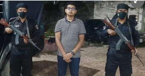 ফেসবুকে গুজব ছড়ানোর দায়ে শোভন দাস আটক