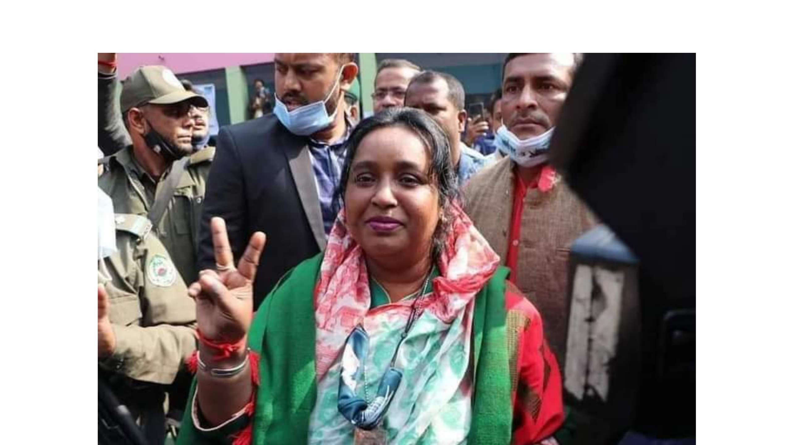 হেট্রিক জয় ছিনিয়ে নিলেন আইভী রহমান
