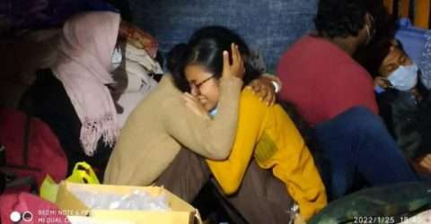 নারী-পুরুষের মাঝে বৈষম্য সৃষ্টি করেন শাবি ভিসি! জানালেন আন্দোলনরত শিক্ষার্থীরা