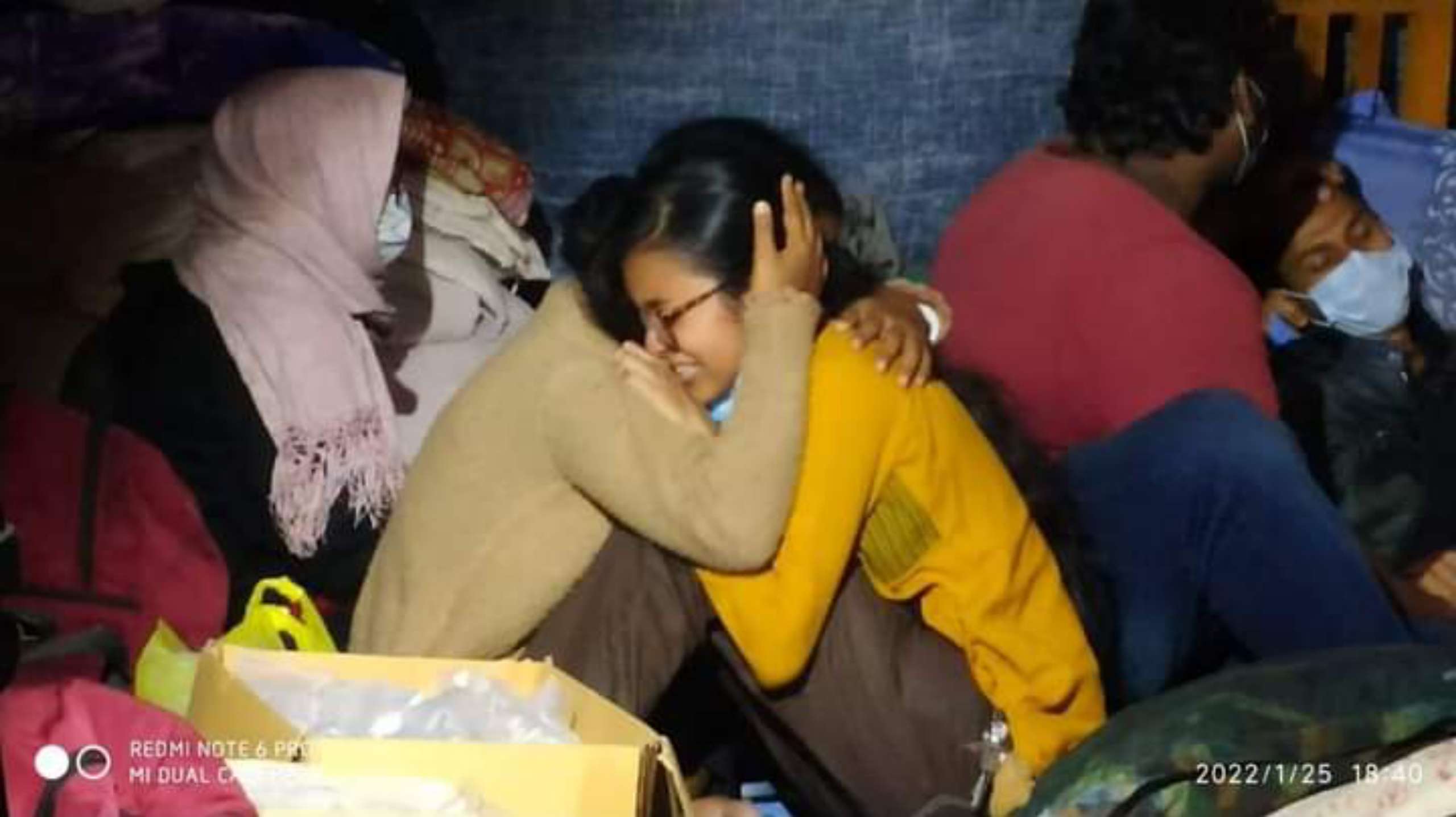 নারী-পুরুষের মাঝে বৈষম্য সৃষ্টি করেন শাবি ভিসি! জানালেন আন্দোলনরত শিক্ষার্থীরা