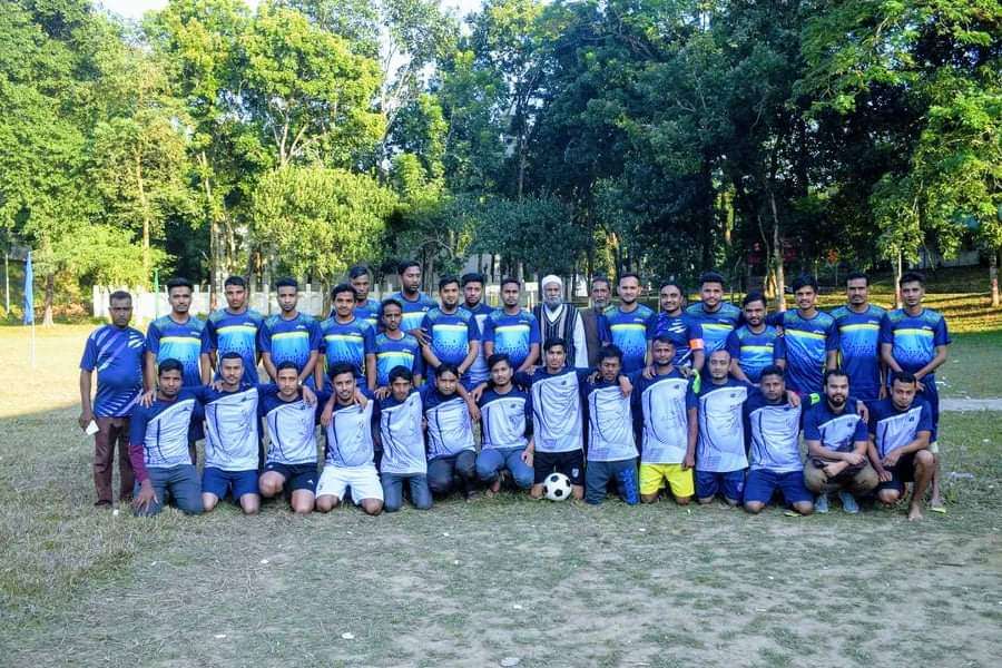 সিলেট গ্যাস ফিল্ডে ফুটবল খেলায় শেখ কামাল দল চ্যাম্পিয়ন