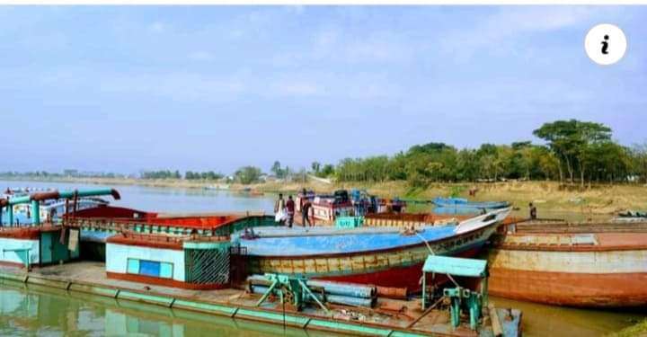 অবৈধভাবে বালু উত্তোলন করায় দোয়ারায় চারটি নৌকা ও ড্রেজার মেশিন জব্দ
