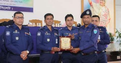 জেলার শ্রেষ্ঠ ওসি গোলাম দস্তগীর আহমেদ