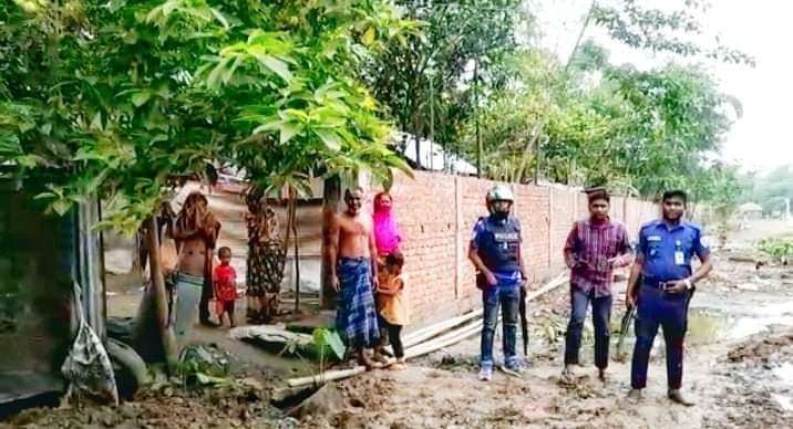 দোয়ারাবাজার শিশু পার্কের ভূমিতে অবৈধ স্থাপনা উচ্ছেদ করলেন সহকারী কমিশনার (ভূমি) ফয়সাল আহমেদ