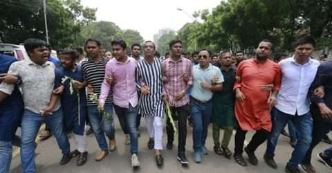 ১২ দিন পর ছাত্রদলের ঢাবি ক্যাম্পাসে প্রবেশ