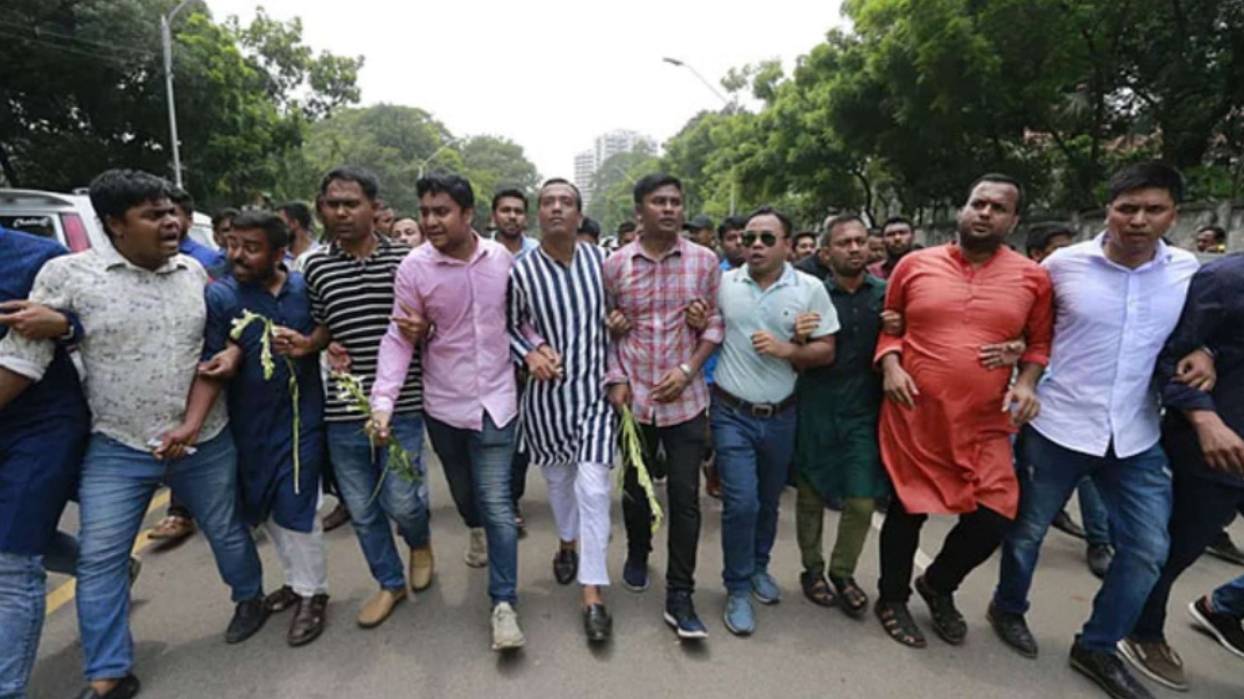 ১২ দিন পর ছাত্রদলের ঢাবি ক্যাম্পাসে প্রবেশ