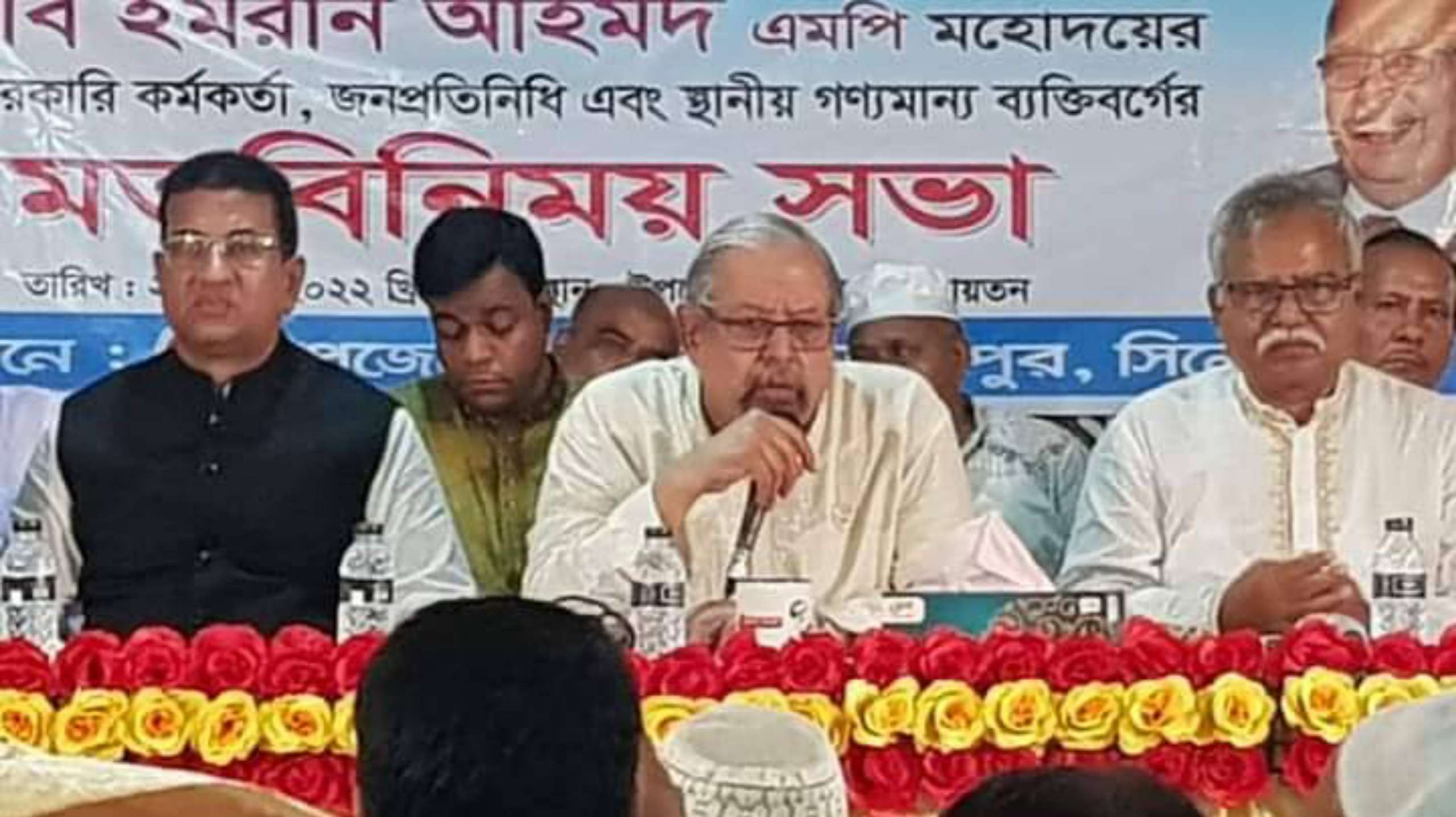 সমন্বয় করে ত্রাণ বিতরণের তাগিদ দিয়েছেন মন্ত্রী ইমরান আহমদ