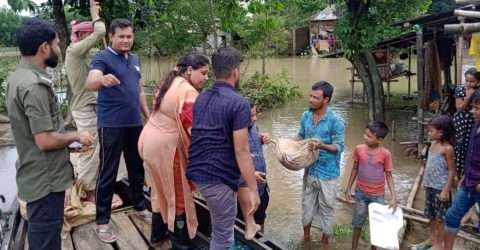 দোয়ারাবাজারে বানের পানি কমছে: বাড়ছে দুর্ভোগ