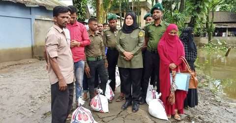কোম্পানীগঞ্জে আনসার ভিডিপি সদস্যদের খাদ্য সহায়তা প্রদান